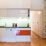 - Spacious - Classic Charm * Budapest