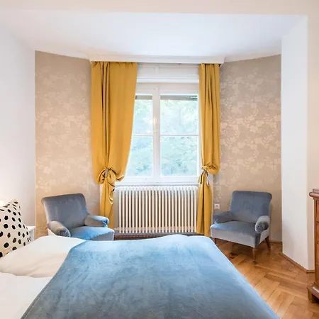 - Spacious - Classic Charm *