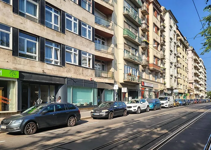 - Spacious - Classic Charm *